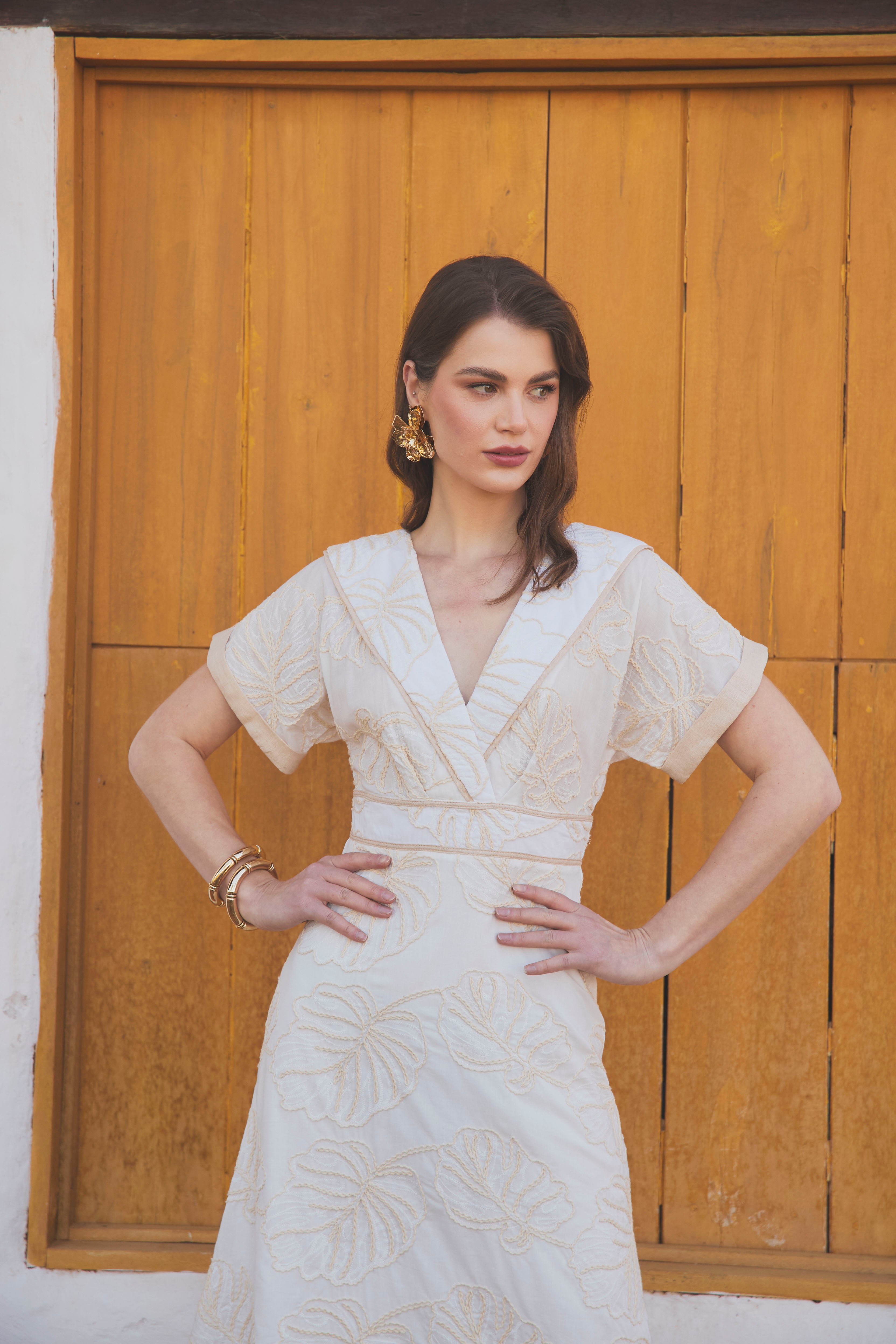 Bordado Marfil Floral / S